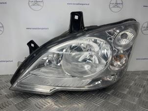 Gebruikte Koplamp links Mercedes Vito (639.6) 2.2 113 CDI 16V Euro 5 Prijs € 151,25 Inclusief btw aangeboden door van Sabben Parts