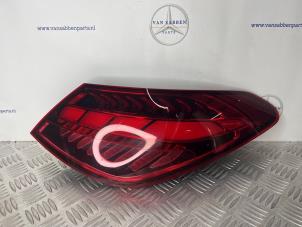Gebruikte Achterlicht rechts Mercedes C (W206) C-200 1.5 EQ Boost Prijs € 200,00 Margeregeling aangeboden door van Sabben Parts