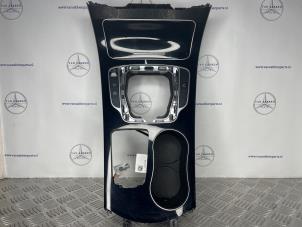 Gebruikte Middenconsoles Mercedes C (W205) 2.2 C-220 CDI 16V BlueTEC Prijs € 75,00 Margeregeling aangeboden door van Sabben Parts