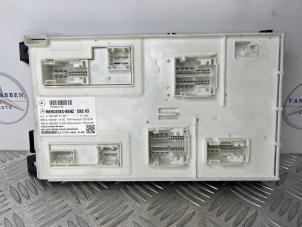 Gebruikte Comfort Module Mercedes GLA (156.9) 1.6 180 16V Prijs € 50,00 Margeregeling aangeboden door van Sabben Parts