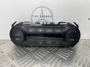 Gebruikte Kachel Bedieningspaneel Mercedes Vito (447.6) 1.6 109 CDI 16V Prijs € 242,00 Inclusief btw aangeboden door van Sabben Parts