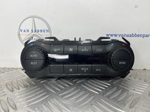 Gebruikte Kachel Bedieningspaneel Mercedes Vito (447.6) 1.6 109 CDI 16V Prijs € 242,00 Inclusief btw aangeboden door van Sabben Parts