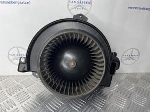 Gebruikte Kachel Ventilatiemotor Mercedes Sprinter 3,5t (907.6/910.6) 314 CDI 2.1 D FWD Prijs € 60,50 Inclusief btw aangeboden door van Sabben Parts
