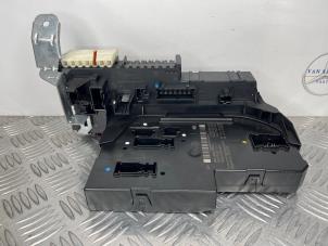 Gebruikte Comfort Module Mercedes C (W204) 2.2 C-180 CDI 16V BlueEFFICIENCY Prijs € 100,00 Margeregeling aangeboden door van Sabben Parts