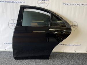 Gebruikte Deur 4Deurs links-achter Mercedes E (W213) E-220d 2.0 Turbo 16V Prijs € 300,00 Margeregeling aangeboden door van Sabben Parts