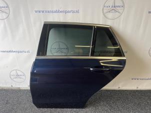 Gebruikte Deur 4Deurs links-achter Mercedes C Estate (S205) C-180 1.6 16V BlueEfficiency Prijs € 400,00 Margeregeling aangeboden door van Sabben Parts