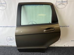 Gebruikte Portier 4Deurs links-achter Mercedes A (W169) 1.7 A-170 Prijs € 100,00 Margeregeling aangeboden door van Sabben Parts