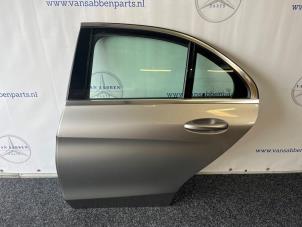 Gebruikte Deur 4Deurs links-achter Mercedes C (W205) C-180 1.6 16V Prijs € 400,00 Margeregeling aangeboden door van Sabben Parts