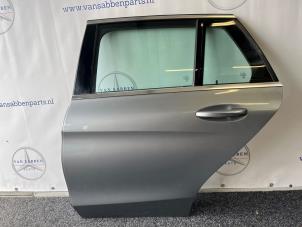 Gebruikte Deur 4Deurs links-achter Mercedes C Estate (S205) C-350 E 2.0 16V Prijs € 400,00 Margeregeling aangeboden door van Sabben Parts