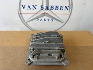 Gebruikte Xenon module Mercedes S (222.0/222.1) 3.0 S-400 24V 4-Matic Prijs € 150,00 Margeregeling aangeboden door van Sabben Parts