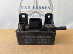 Gebruikte Gloeirelais Mercedes Sprinter 3t (903) 311 CDI 16V Prijs € 30,25 Inclusief btw aangeboden door van Sabben Parts