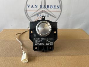 Gebruikte MMI schakelaar Mercedes C (W204) 2.2 C-200 CDI 16V BlueEFFICIENCY Prijs € 100,00 Margeregeling aangeboden door van Sabben Parts