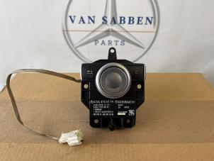 Gebruikte MMI schakelaar Mercedes C Estate (S204) 2.2 C-200 CDI 16V . Prijs € 100,00 Margeregeling aangeboden door van Sabben Parts