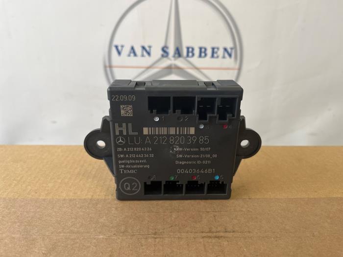 Gebruikte Deur module Mercedes E (W212) E-220 CDI 16V BlueEfficiency Prijs € 25,00 Margeregeling aangeboden door van Sabben Parts