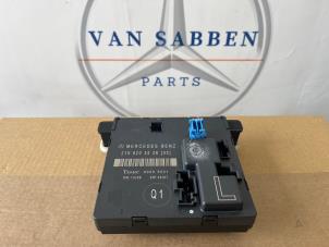Gebruikte Deur module Mercedes CLS (C219) 320 CDI 24V Prijs € 30,00 Margeregeling aangeboden door van Sabben Parts