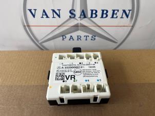 Gebruikte Deur module Mercedes S (222.0/222.1) 3.0 S-350 BlueTEC, S-350 d 24V 4-Matic Prijs € 40,00 Margeregeling aangeboden door van Sabben Parts