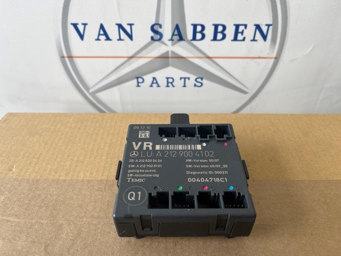 Gebruikte Module Centrale Deurvergrendeling Mercedes E Estate (S212) E-250 CDI 16V BlueEfficiency 4-Matic Prijs € 25,00 Margeregeling aangeboden door van Sabben Parts