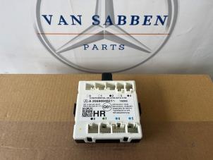 Gebruikte Centrale Deurvergrendelings Module Mercedes C Estate (S205) C-200d 2.2 16V Prijs € 25,00 Margeregeling aangeboden door van Sabben Parts