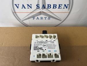 Gebruikte Deur module Mercedes GLC (X253) 2.0 300 16V 4-Matic Prijs € 45,00 Margeregeling aangeboden door van Sabben Parts
