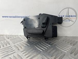 Gebruikte Schakelaar Stoelverstelling Mercedes ML II (164/4JG) 3.0 ML-320 CDI V6 24V Prijs € 50,00 Margeregeling aangeboden door van Sabben Parts