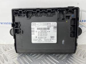 Gebruikte Centrale Deurvergrendelings Module Mercedes S (W221) 3.0 S-320 CDI 24V Prijs € 75,00 Margeregeling aangeboden door van Sabben Parts