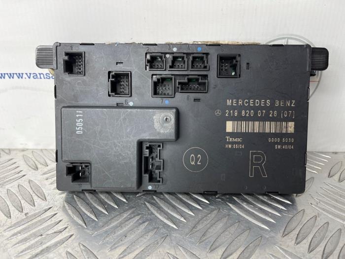 Gebruikte Module Centrale Deurvergrendeling Mercedes CLS (C219) 320 CDI 24V Prijs € 35,00 Margeregeling aangeboden door van Sabben Parts
