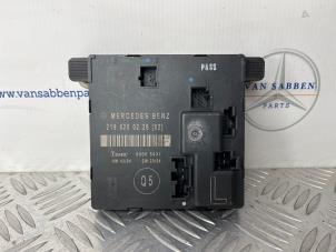 Gebruikte Centrale Deurvergrendelings Module Mercedes CLS (C219) 320 CDI 24V Prijs € 30,00 Margeregeling aangeboden door van Sabben Parts