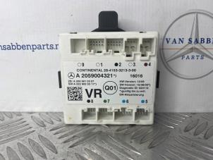 Gebruikte Module Centrale Deurvergrendeling Mercedes C (W205) C-200 1.6 CDI BlueTEC, C-200 d 16V Prijs € 30,00 Margeregeling aangeboden door van Sabben Parts