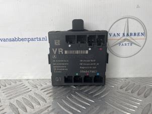 Gebruikte Deur module Mercedes E Estate (S212) E-250 CDI 16V BlueEfficiency 4-Matic Prijs € 25,00 Margeregeling aangeboden door van Sabben Parts