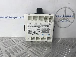 Gebruikte Centrale Deurvergrendelings Module Mercedes C (W205) C-200 2.0 CGI 16V Prijs € 30,00 Margeregeling aangeboden door van Sabben Parts