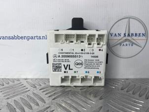 Gebruikte Centrale Deurvergrendelings Module Mercedes C (W205) C-180 1.6 16V Prijs € 50,00 Margeregeling aangeboden door van Sabben Parts