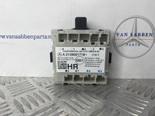 Gebruikte Centrale Deurvergrendelings Module Mercedes E (W213) E-220d 2.0 Turbo 16V Prijs € 50,00 Margeregeling aangeboden door van Sabben Parts