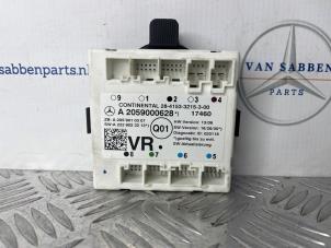 Gebruikte Centrale Deurvergrendelings Module Mercedes C Estate (S205) C-180 BlueTEC, C-180 d 1.6 16V Prijs € 20,00 Margeregeling aangeboden door van Sabben Parts