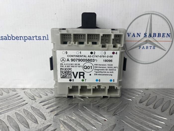 Gebruikte Deur module Mercedes Sprinter 3,5t (907.6/910.6) 316 CDI 2.1 D RWD Prijs € 121,00 Inclusief btw aangeboden door van Sabben Parts
