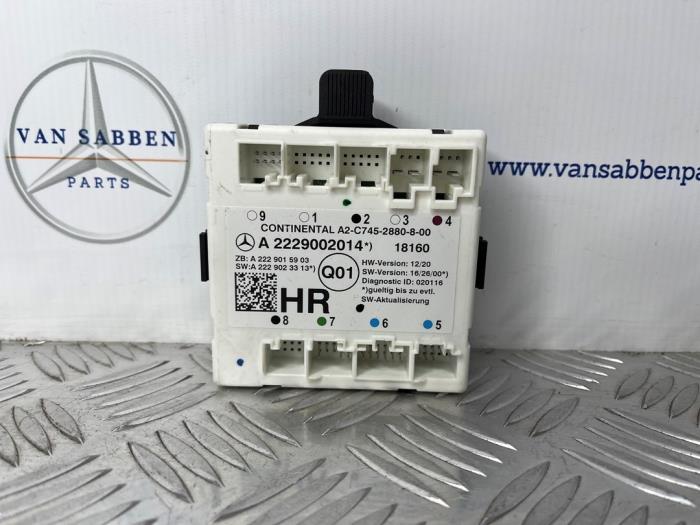 Centrale Deurvergrendelings Module van een Mercedes-Benz GLC Coupe (C253) 2.0 250 16V 4-Matic 2017