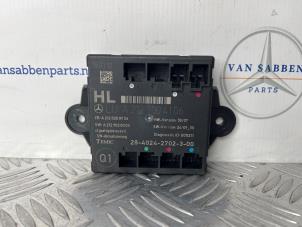 Gebruikte Deur module Mercedes E (W212) E-220 CDI 16V BlueEfficiency Prijs € 25,00 Margeregeling aangeboden door van Sabben Parts