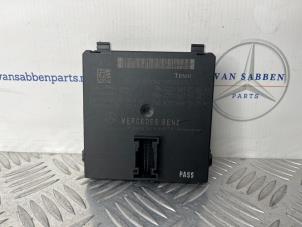 Gebruikte Gateway module Mercedes S (W221) 3.5 S-350 24V Prijs € 50,00 Margeregeling aangeboden door van Sabben Parts