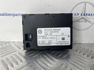 Gebruikte Gateway module Mercedes E (W211) 2.2 E-220 CDI 16V Prijs € 30,00 Margeregeling aangeboden door van Sabben Parts