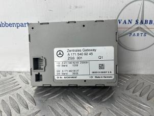 Gebruikte Gateway module Mercedes ML II (164/4JG) 3.0 ML-320 CDI V6 24V Prijs € 50,00 Margeregeling aangeboden door van Sabben Parts