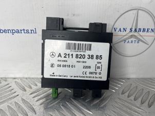 Gebruikte Keyless vehicle module Mercedes CLS (C219) 350 3.5 V6 18V Prijs € 50,00 Margeregeling aangeboden door van Sabben Parts