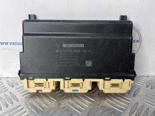 Gebruikte Stoelverwarmings module Mercedes A (W176) 1.6 A-160 16V Prijs € 40,00 Margeregeling aangeboden door van Sabben Parts