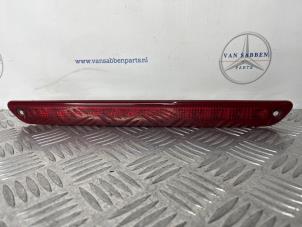 Gebruikte Extra Remlicht midden Mercedes Sprinter 3,5t (906.63) 313 CDI 16V Prijs € 30,25 Inclusief btw aangeboden door van Sabben Parts