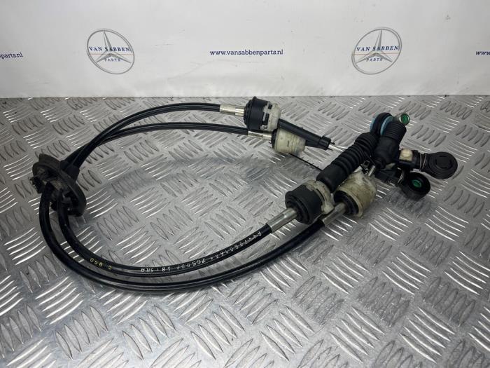 Gebruikte Schakelkabel Versnellingsbak Mercedes Vito (447.6) 1.6 111 CDI 16V Prijs € 60,50 Inclusief btw aangeboden door van Sabben Parts