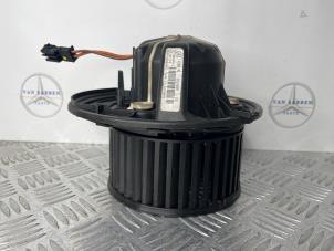 Gebruikte Chaufage Ventilatiemotor Mercedes A (W169) 1.5 A-150 16V Prijs € 50,00 Margeregeling aangeboden door van Sabben Parts