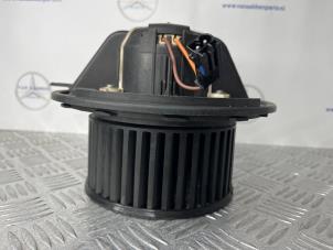Gebruikte Chaufage Ventilatiemotor Mercedes A (W169) 1.5 A-150 16V Prijs € 50,00 Margeregeling aangeboden door van Sabben Parts