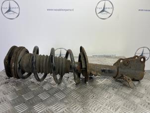 Gebruikte Mac Phersonpoot links-voor Mercedes Citan (415.6) 1.5 108 CDI Prijs € 36,30 Inclusief btw aangeboden door van Sabben Parts