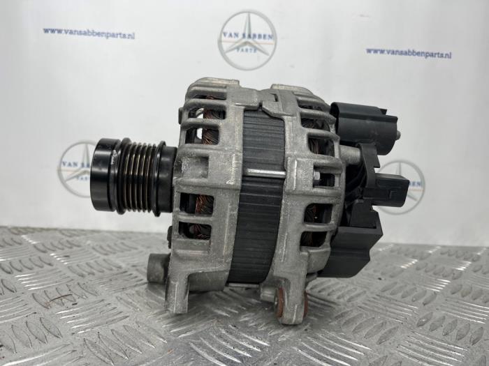 Gebruikte Alternator Mercedes GLC (X253) 2.0 250 16V 4-Matic Prijs € 125,00 Margeregeling aangeboden door van Sabben Parts