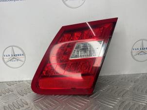 Gebruikte Achterlicht rechts Mercedes E (W212) E-200 CGI 16V BlueEfficiency Prijs € 30,00 Margeregeling aangeboden door van Sabben Parts