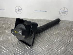 Gebruikte Olie vulpijp Mercedes Vito (447.6) 1.6 109 CDI 16V Prijs € 60,50 Inclusief btw aangeboden door van Sabben Parts