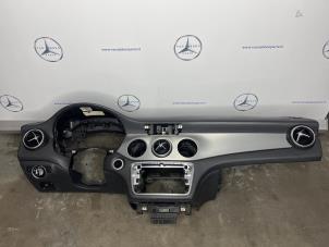 Gebruikte Dashboard Mercedes CLA (117.3) 1.5 CLA-180 CDI, 180 d 16V Prijs € 300,00 Margeregeling aangeboden door van Sabben Parts